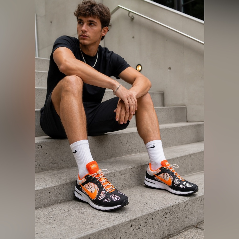 Nike Bowerman Series Running Shoes – Men’s Size 10 – Black/Orange Zoom Trainers